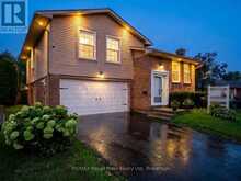 117 PINE HILLS ROAD | Whitby Ontario | Slide Image Three