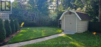 150 LOFTY PINES CRESCENT | Gravenhurst Ontario | Slide Image Four