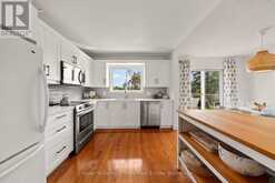 5 HARBOURVIEW CRESCENT | Prince Edward Ontario | Slide Image Nine