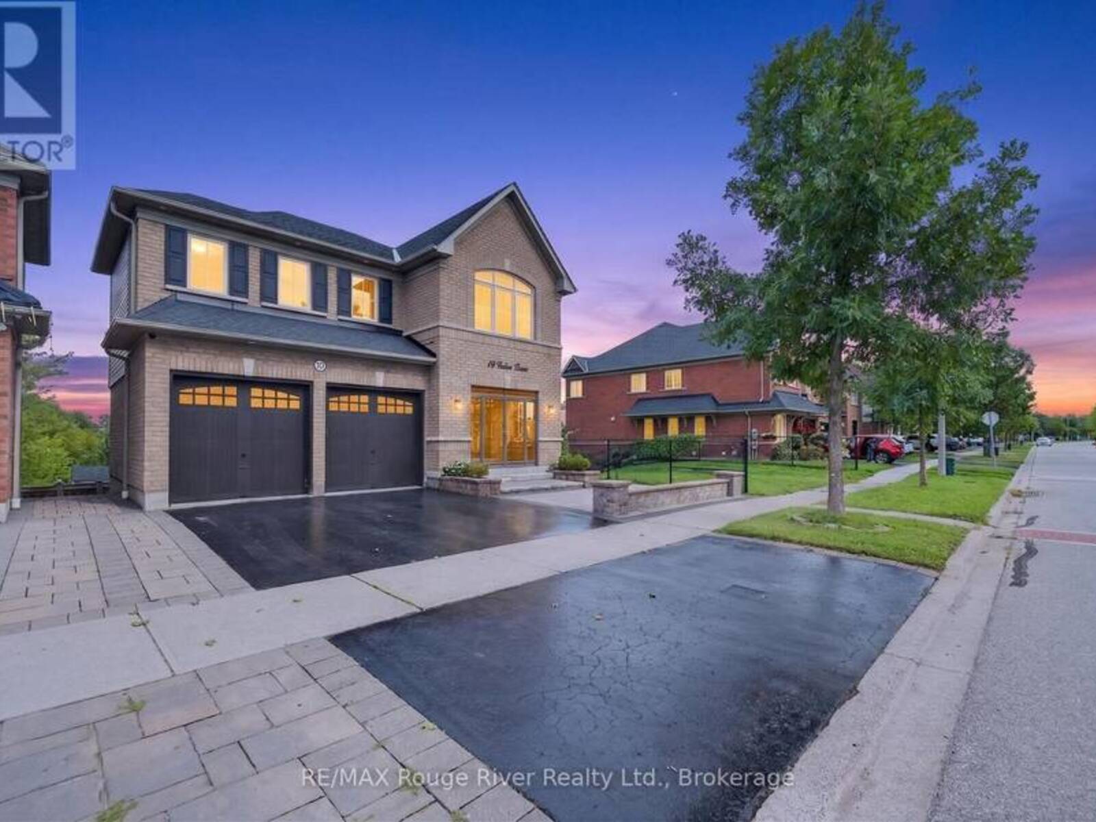19 GALEA DRIVE, Ajax, Ontario L1Z 0J7