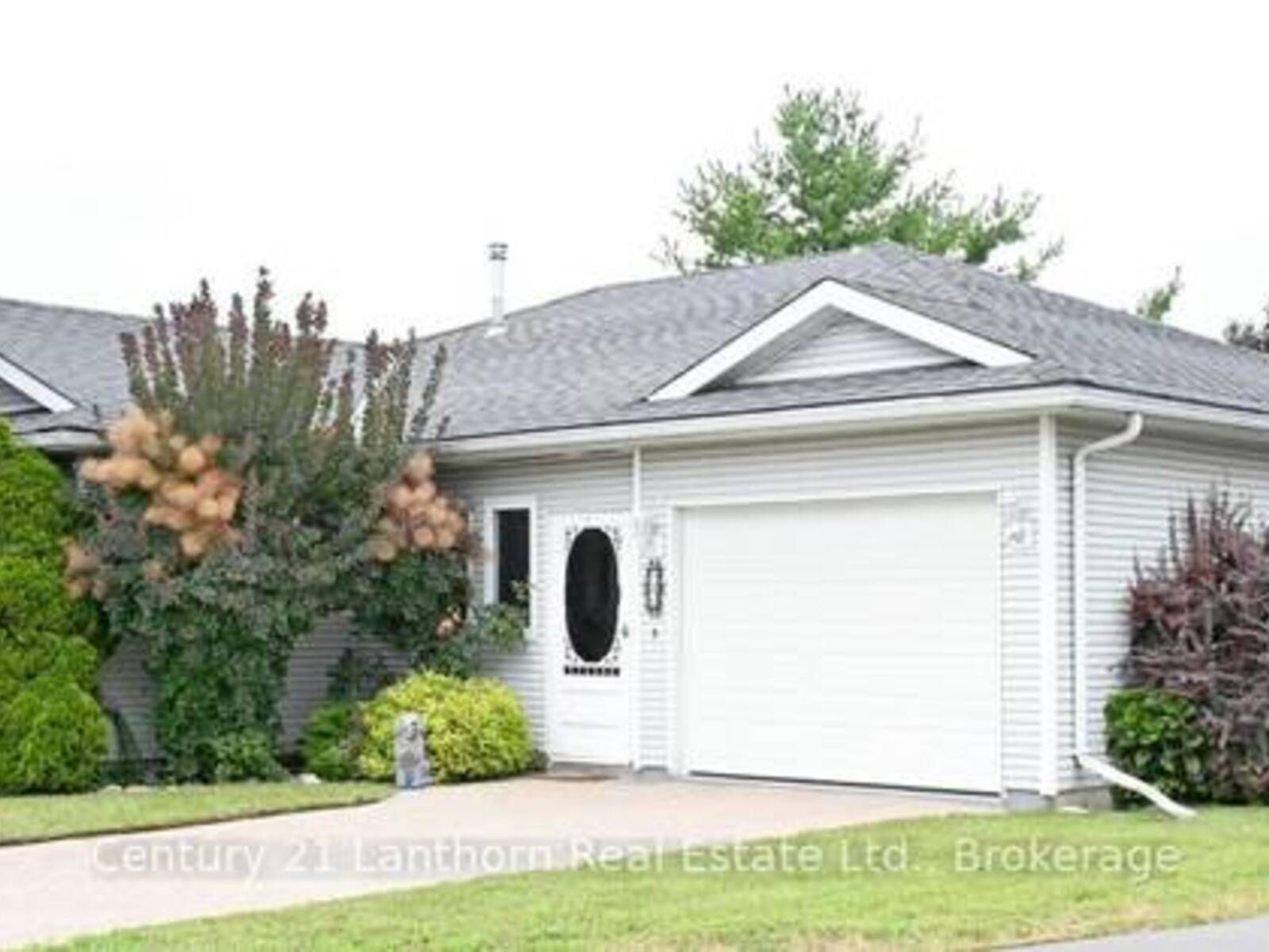 1 REYNOLDS PLACE N, Prince Edward, Ontario K0K 3L0