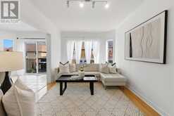 338 DOWSON LOOP | Newmarket Ontario | Slide Image Nineteen