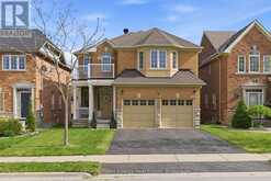 338 DOWSON LOOP | Newmarket Ontario | Slide Image One