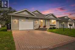 6 HERITAGE DRIVE | Prince Edward Ontario | Slide Image One