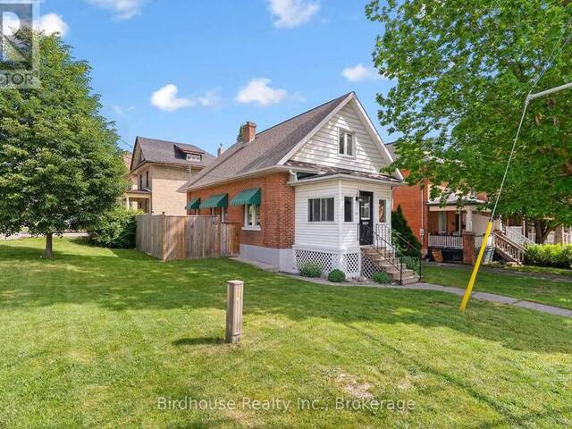 60 WELLINGTON STREET Lindsay Ontario, K9V 3N5 - 3 Bedrooms Home For Sale