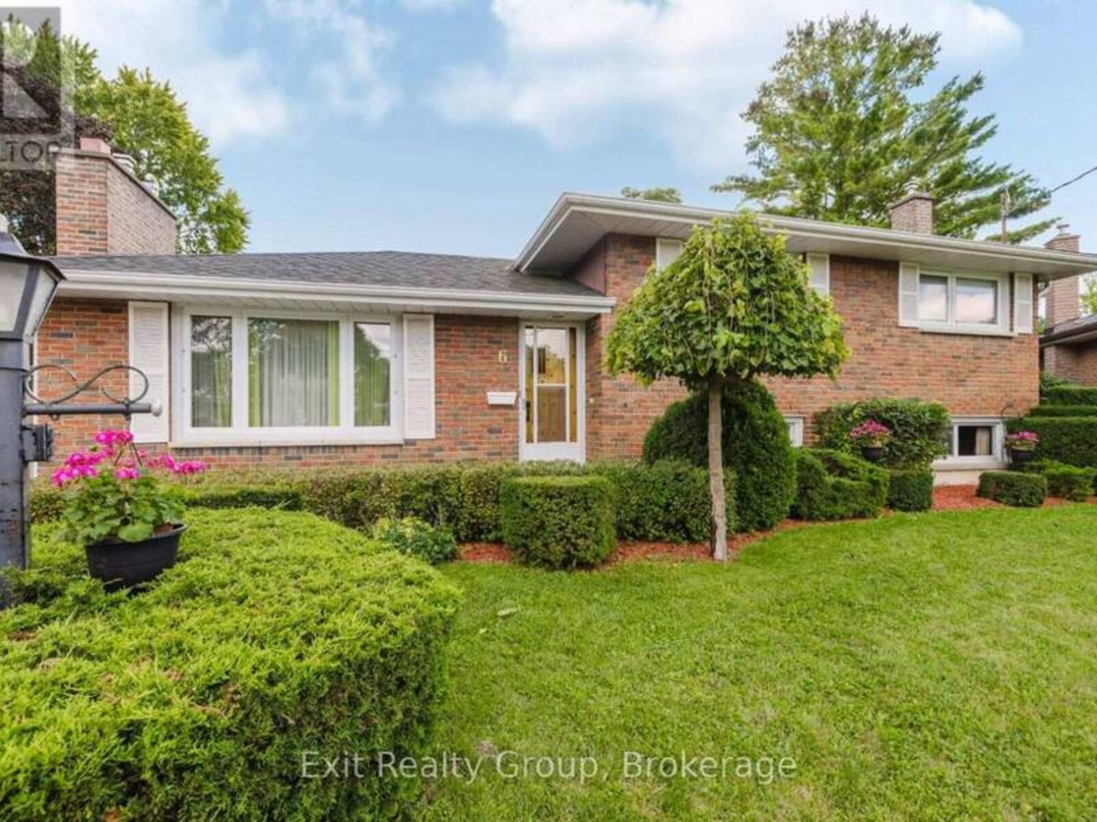 6 ERNEST COURT, Belleville, Ontario K8P 4H7
