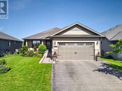 16 BUTTERNUT COURT Belleville Ontario, K8P 0C5
