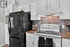 323 ST LAWRENCE STREET W | Madoc Ontario | Slide Image Seventeen