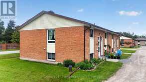 25 - 101 RITA CRESCENT | Kawartha Lakes Ontario | Slide Image Twenty-eight