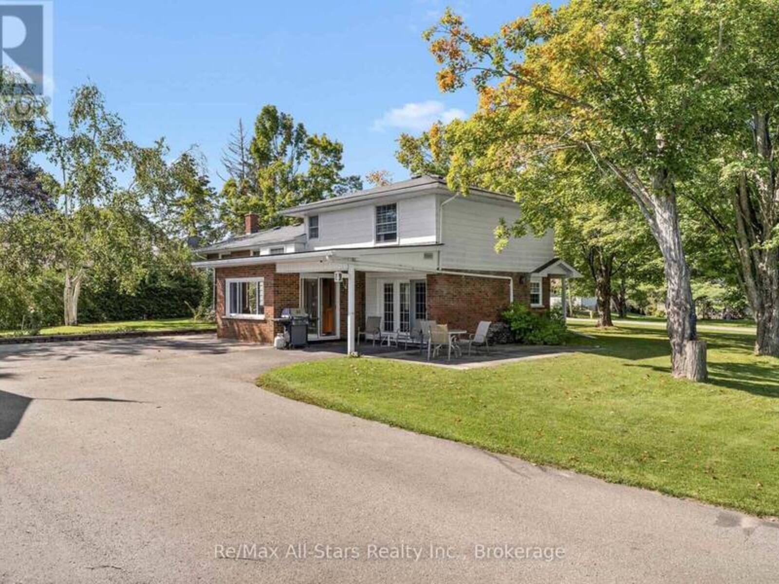 137 REID STREET, Bobcaygeon, Ontario K0M 1A0