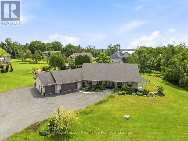 1646 HARRIET LANE Selwyn Ontario, K0L 1T0 - 4 Bedrooms Waterfront Home For sale