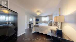 40 TORR LANE | Ajax Ontario | Slide Image Twelve