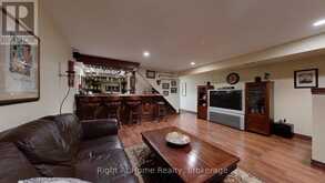 40 TORR LANE | Ajax Ontario | Slide Image Eight