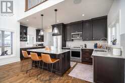 16 GELDERLAND CRESCENT | Coldwater Ontario | Slide Image Eight
