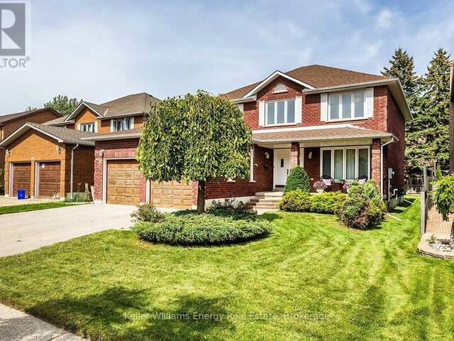 75 WAVERLY STREET N Oshawa Ontario, L1J 8G6 - 4 Bedrooms Home For Sale
