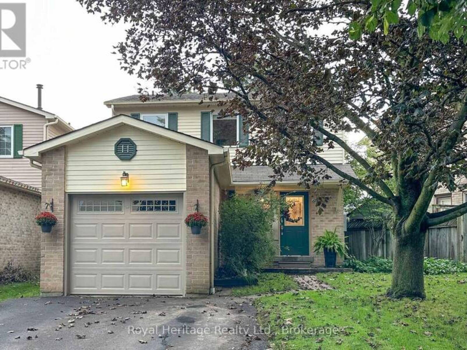 11 HARMAN DRIVE, Ajax, Ontario L1S 5H4