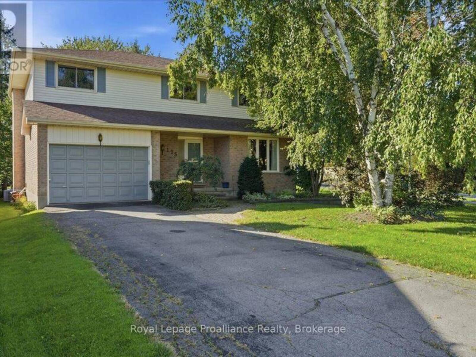 125 TRACEY PARK DRIVE, Belleville, Ontario K8P 5C7