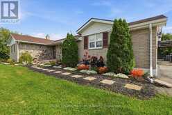 305 VALLEY ROAD | Prince Edward Ontario | Slide Image Two