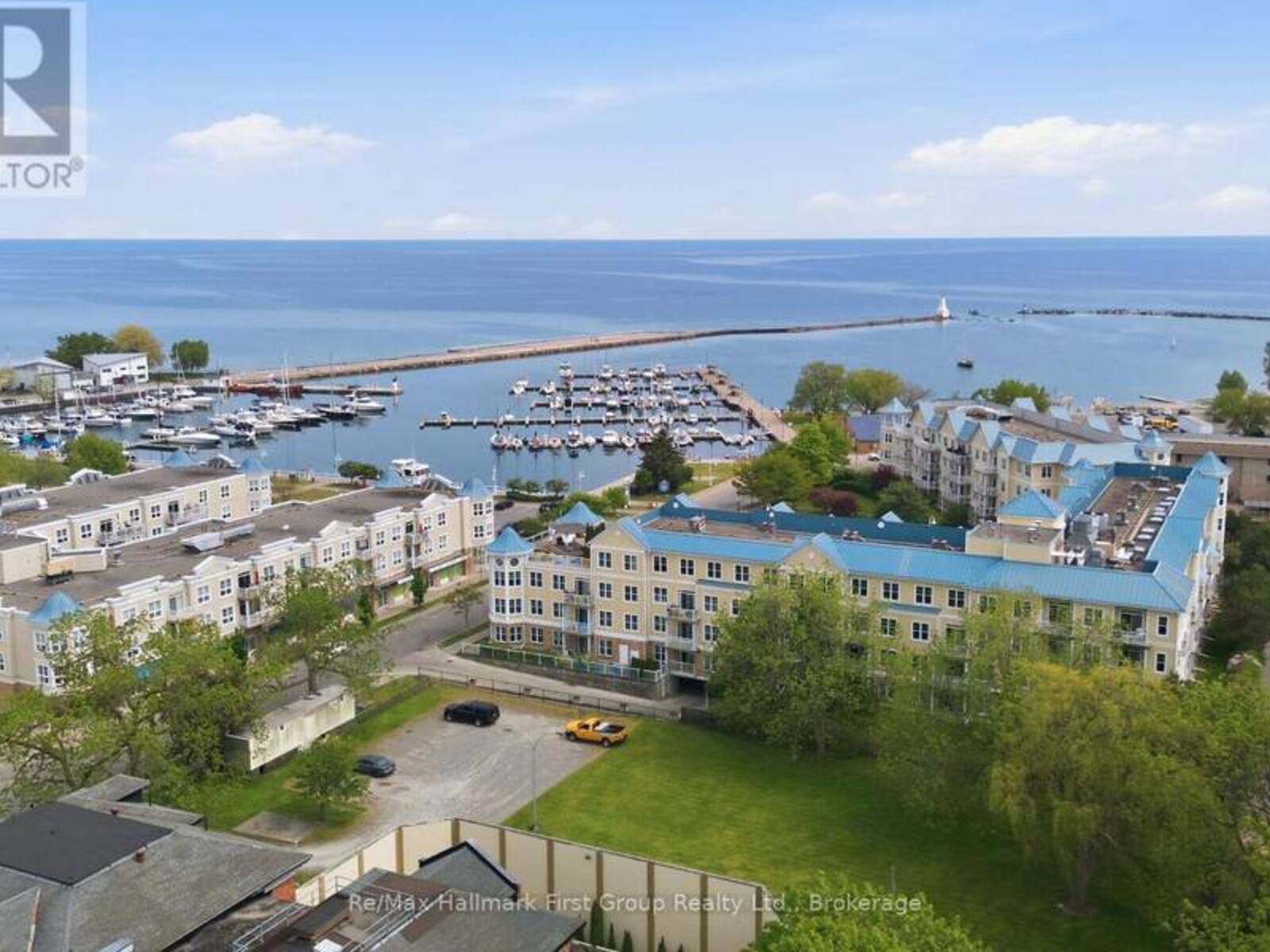 215 - 145 THIRD STREET, Cobourg, Ontario K9A 5X1