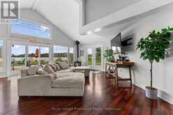 137 LAKESHORE DRIVE | Madawaska Valley Ontario | Slide Image Eight