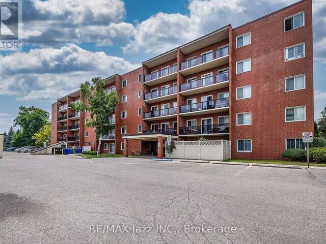 304 - 131 TAUNTON ROAD E Oshawa Ontario, L1G 3T8 - 2 Bedrooms Condo For Sale