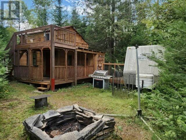 58 ROBINSON LAKE ROAD Tudor and Cashel Ontario, K0L 1W0 - 1 Bedroom Waterfront Home For sale
