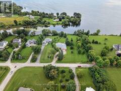 89 SMITH'S BAY AVENUE Prince Edward Ontario, K0K 2T0