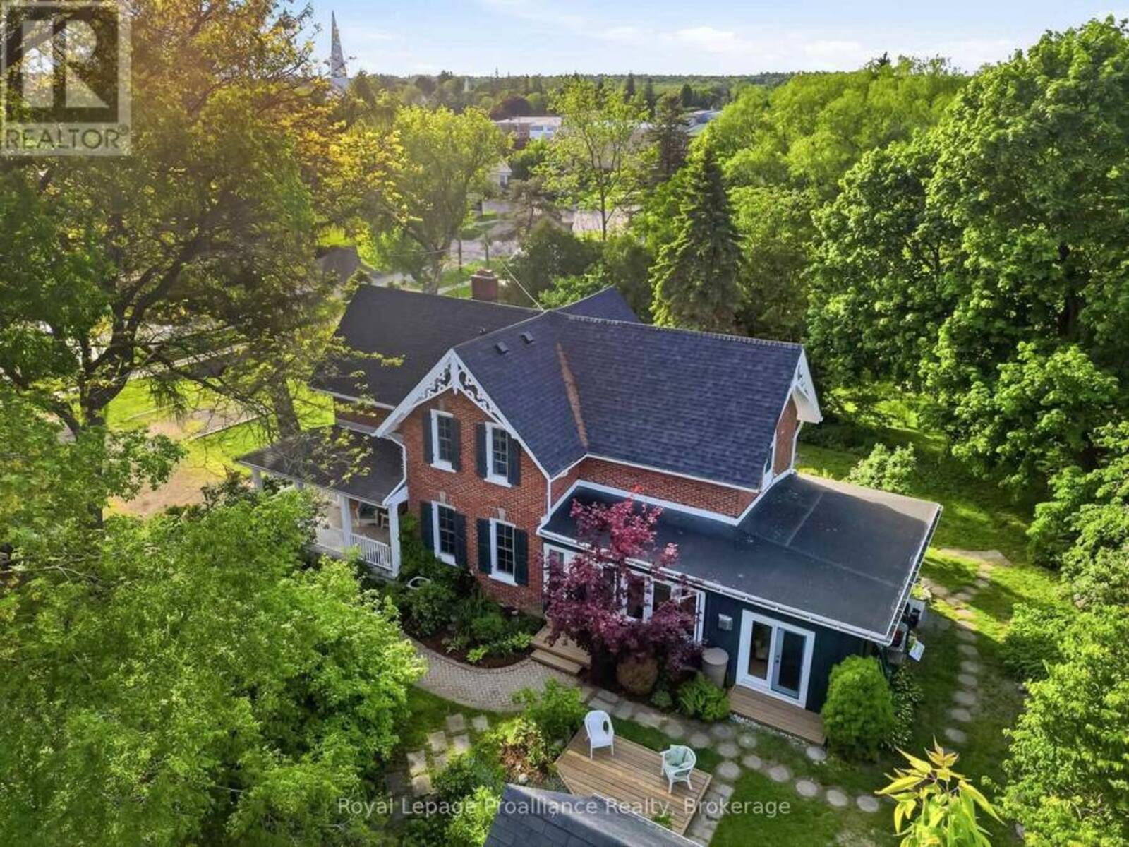65 PRINCE EDWARD STREET, Brighton, Ontario K0K 1H0