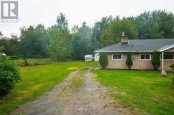 309 GARDENVILLE ROAD | Prince Edward Ontario | Slide Image Six