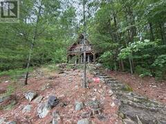 2010 SHABOMEKA LAKE Addington Highlands Ontario, K0H 1K0