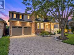 18 CORPORAL PATTERSON LANE Clarington Ontario, L1B 0A7