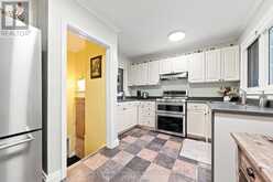 130 HASTINGS DRIVE | Belleville Ontario | Slide Image Two