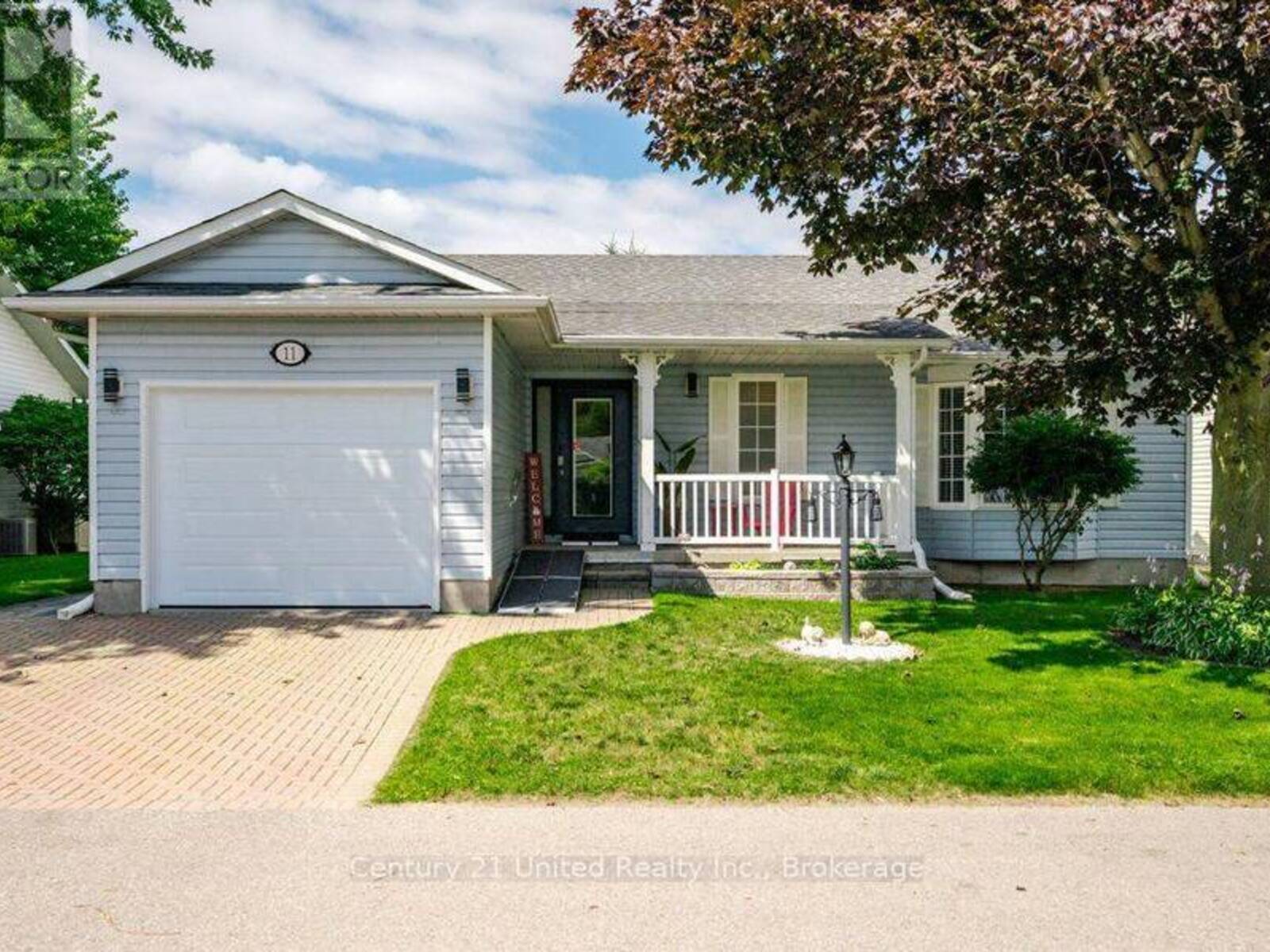 11 ALGONQUIN TRAIL, Clarington, Ontario L1B 1A1