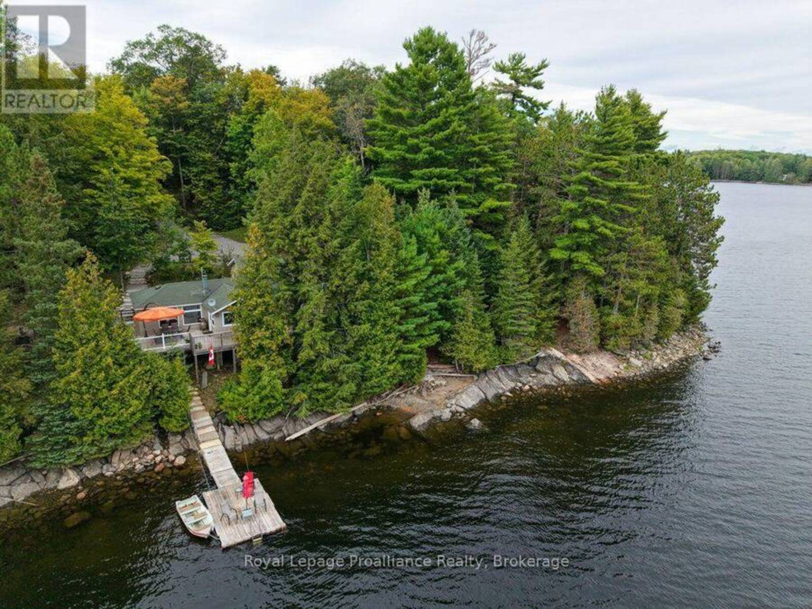 1077 PUKITIS TRAIL, Apsley, Ontario K0L 1A0