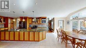 29 NURSE AVENUE | Selwyn Ontario | Slide Image Thirteen