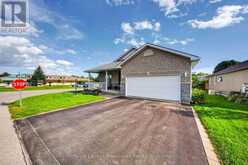 32 MERRILL DRIVE | Prince Edward Ontario | Slide Image Two