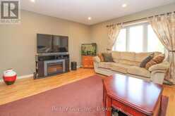 867 TWOMEY PLACE | Selwyn Ontario | Slide Image Thirty