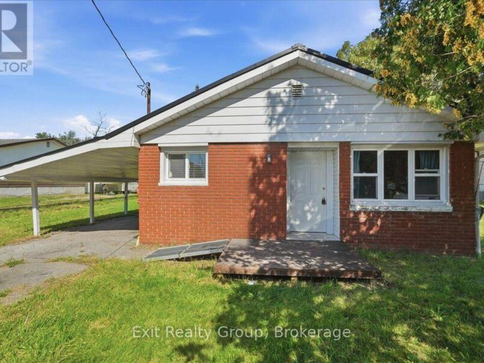 2298 HAMILTON ROAD, Quinte West, Ontario K8V 5P8
