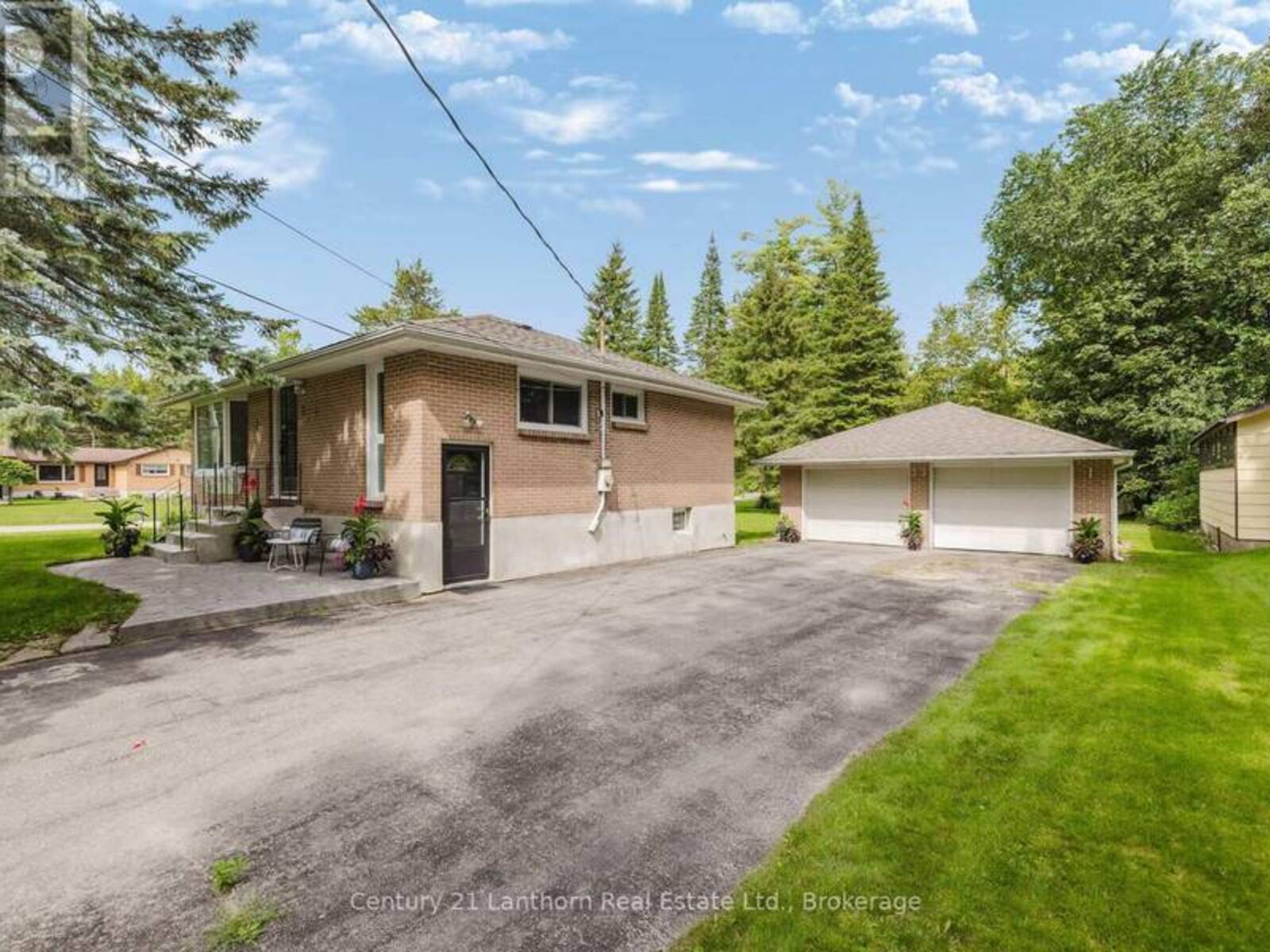 23 WOOD STREET, Quinte West, Ontario K8V 5P6