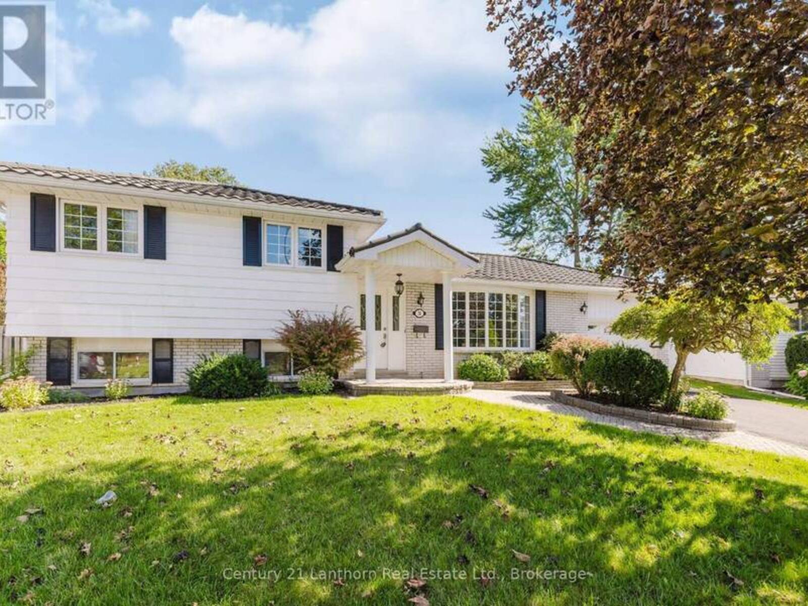 31 MARSH DRIVE, Belleville, Ontario K8P 4P5