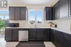 60 HENNESSEY CRESCENT | Lindsay Ontario | Slide Image Seventeen