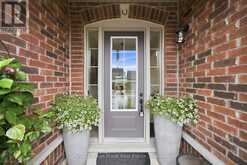 60 HENNESSEY CRESCENT | Lindsay Ontario | Slide Image Six