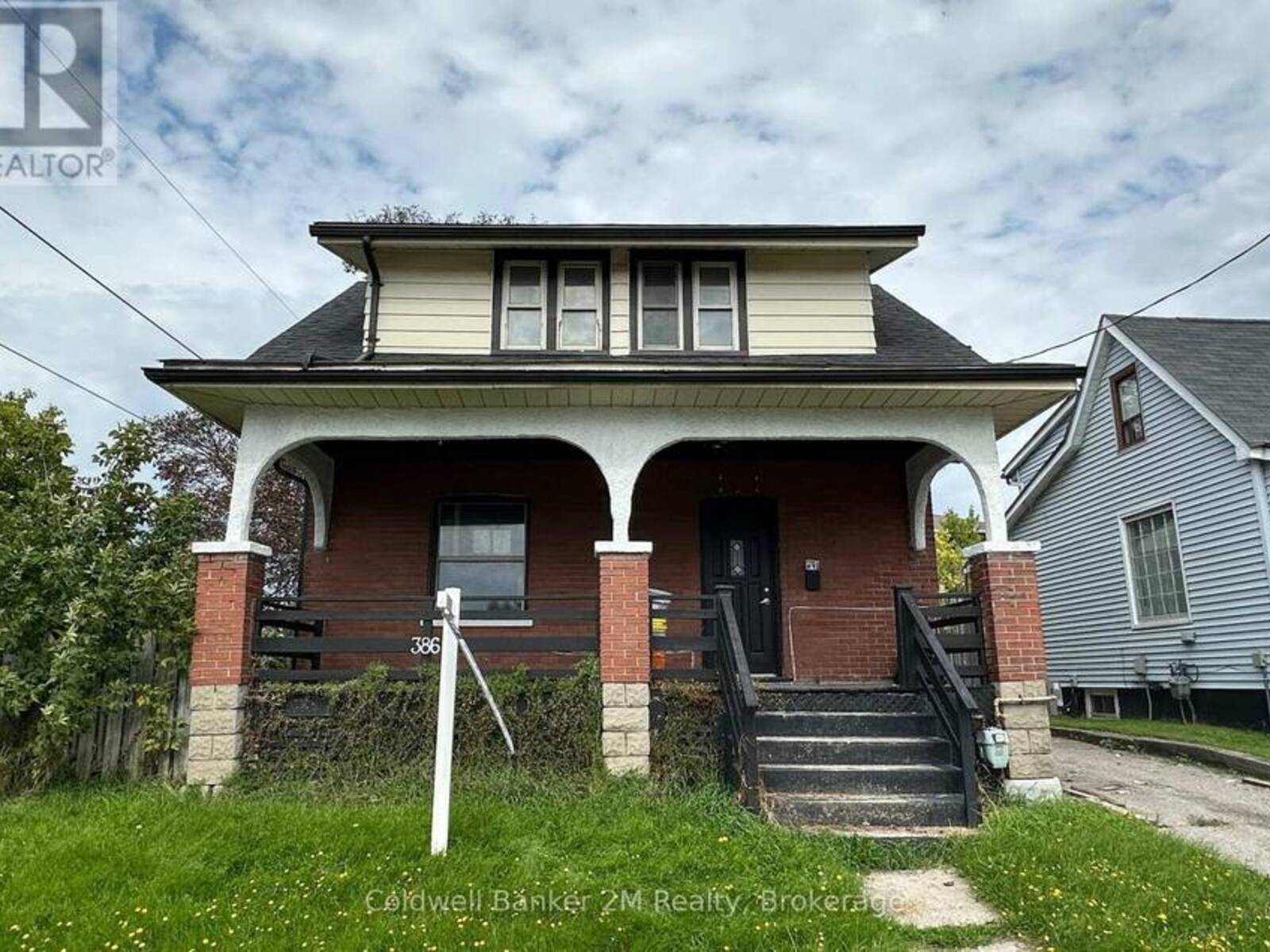 386 PINE AVENUE, Oshawa, Ontario L1J 2H8