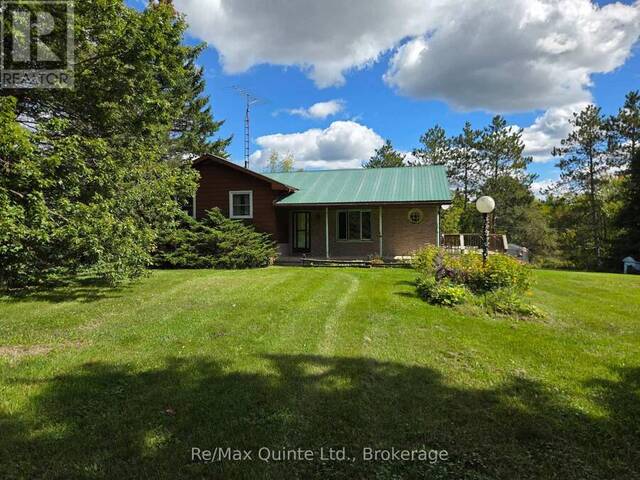 663 ESKER ROAD Centre Hastings Ontario, K0K 3H0 - 4 Bedrooms Waterfront Home For sale