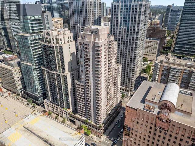 2910 - 736 BAY STREET Toronto Ontario, M5G 2M4 - 1 Bedroom Condo For Sale