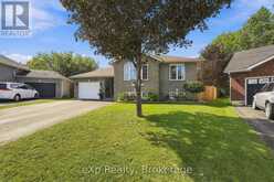 10 CHRISTOPHER COURT | Belleville Ontario | Slide Image Three