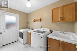 22 ENNISCLARE PLACE | Whitby Ontario | Slide Image Twenty-two