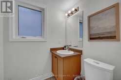 34 BRIDLEWOOD BOULEVARD | Whitby Ontario | Slide Image Nineteen