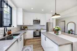 47 BLUMENWEG | Scugog Ontario | Slide Image Thirty-two