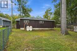 29 EDGEWOOD DRIVE | Fenelon Falls Ontario | Slide Image Thirty-one